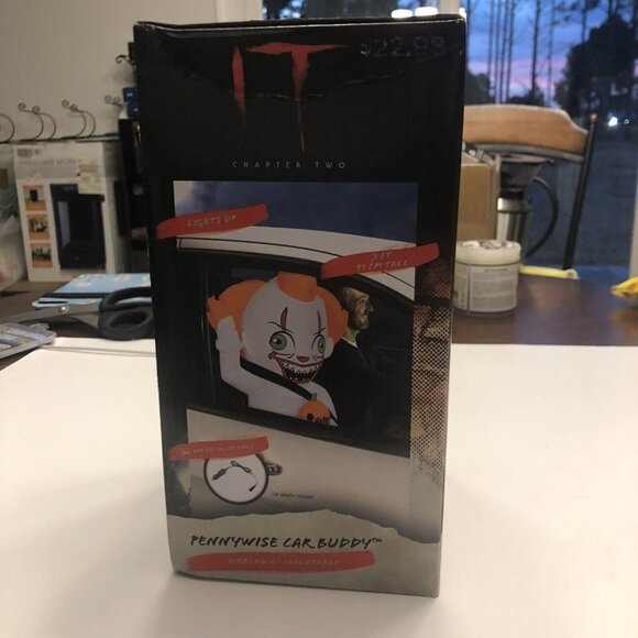 Pennywise Car Buddy Inflatable 3 ft Halloween IT Chapter 2 New In Box Scary - Picture 6 of 6